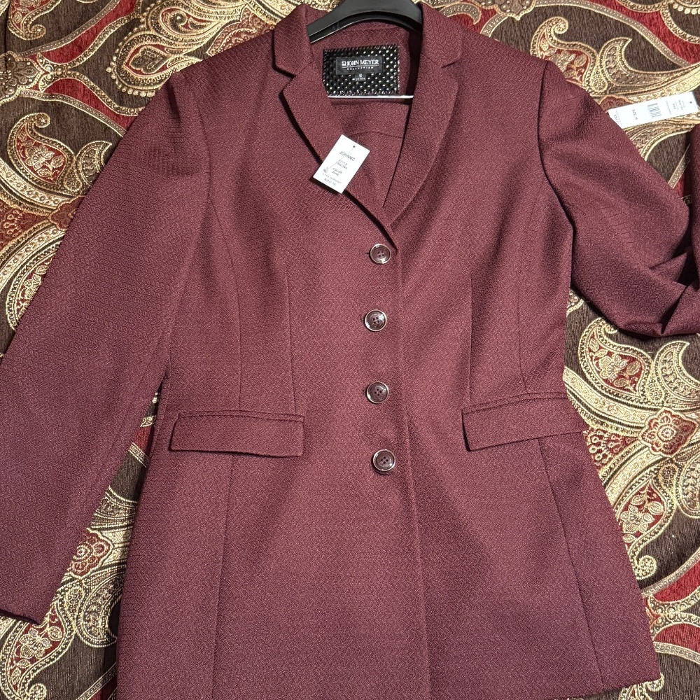 John Meyer Beautiful Skirt Suit Size 10